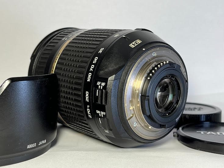 ★極上★タムロンAF18-270mm F3.5-6.3 Di II VC ニコン