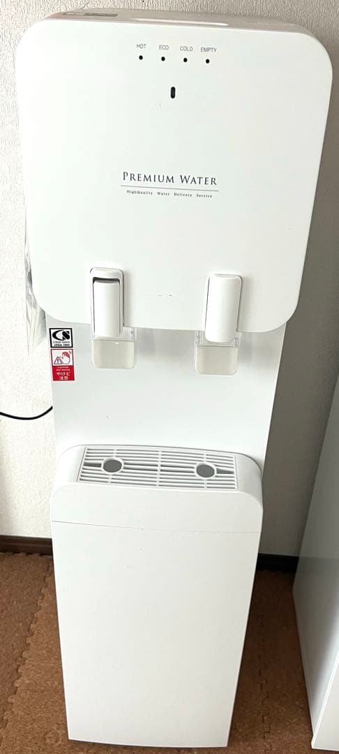 プレミアムウォーター本体　famfit famfit（ファムフィット）｜天然水ウォーターサーバーはプレミアム