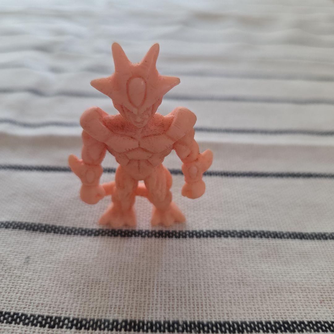 ドラ消し クウラ 肌色 ドラゴンボール消しゴム フィギュア - メルカリ