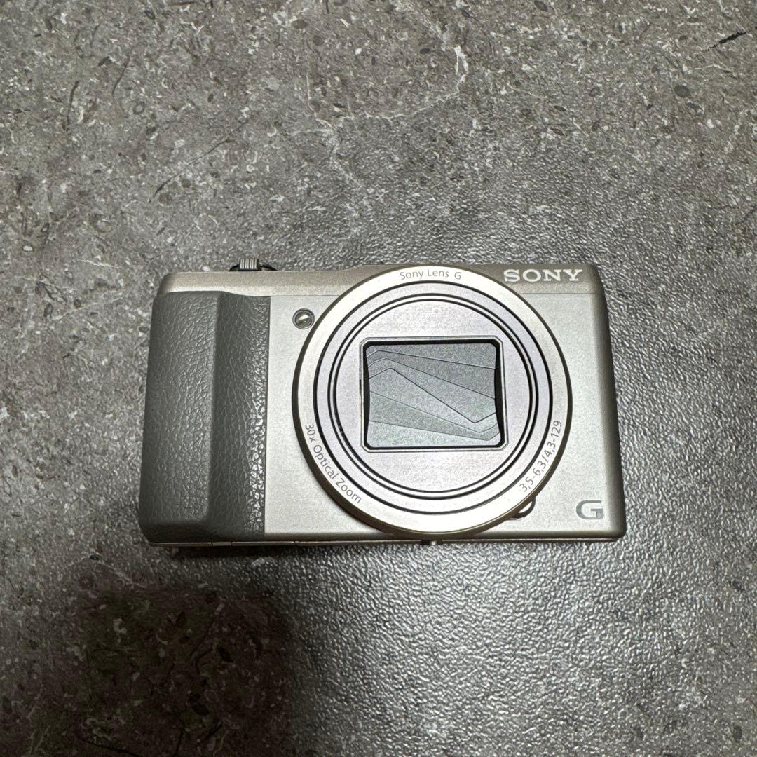 SONY ソニー DSC-HX50V シルバー Sony Cyber-shot DSC-HX50V 20.4MP Digital Camera w Case & Charger