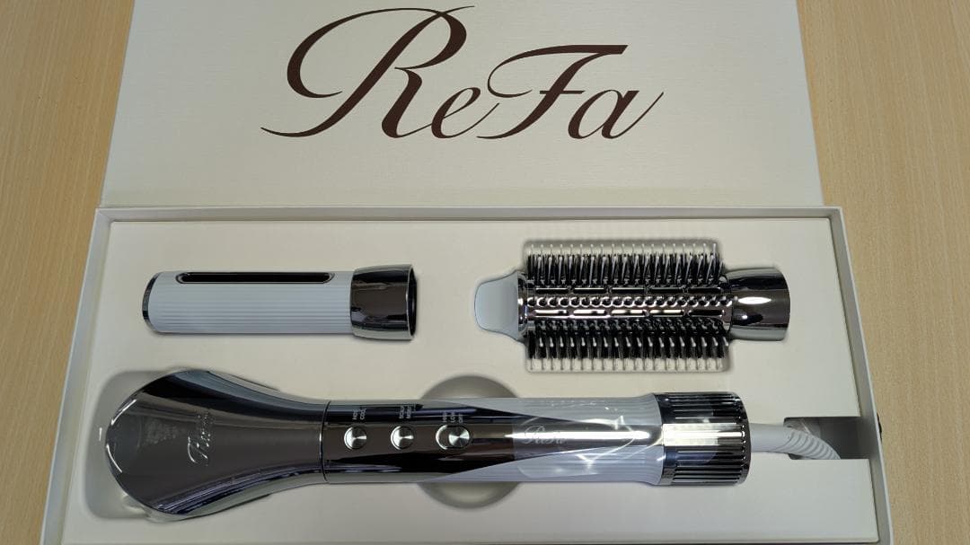 新品未使用 ReFa リファ ビューテック リセッター ホワイト 一台三役！リファのリセッターを美容師が口コミ評価！くるくる