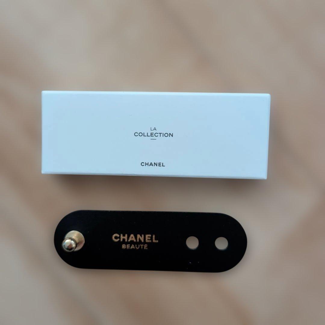 CHANEL ノベルティLA COLLECTIONロゴアクセサリ 箱付き 未使用 - メルカリ