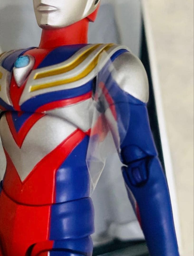 S.H.Figuarts 真骨彫製法 ウルトラマンティガ　マルチタイプを