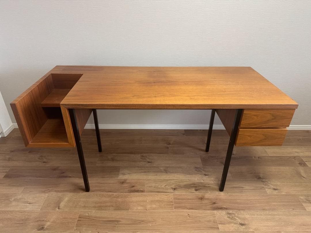 事務机・学習机 TIGHTS STUDY DESK - Landscape Products TIGHTS STUDY DESK - Landscape Products