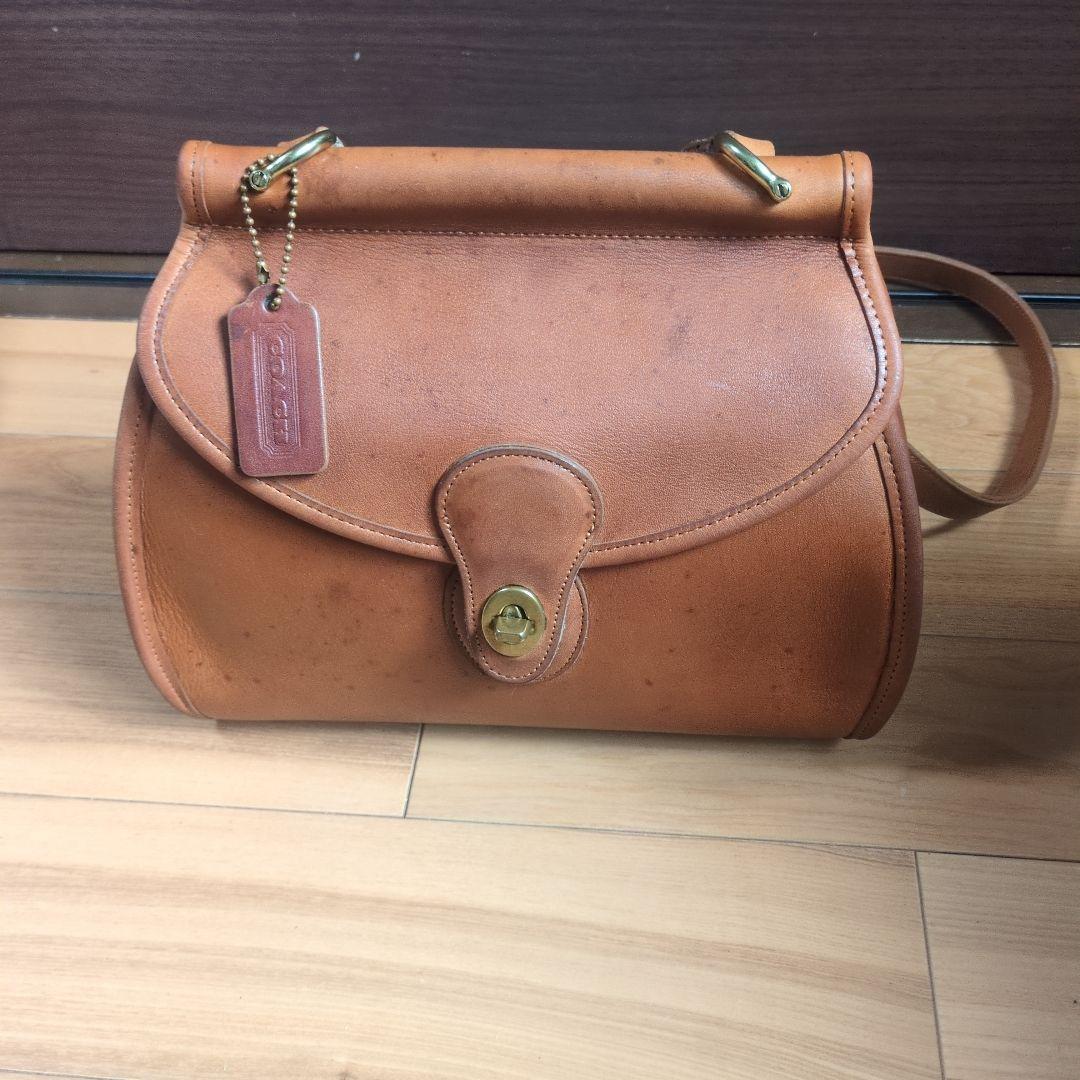 希少オールドコーチ　ローガンバッグ キャッチーなフォルム”と“質実剛健”がMIXされた傑作です」｜雑誌Begin