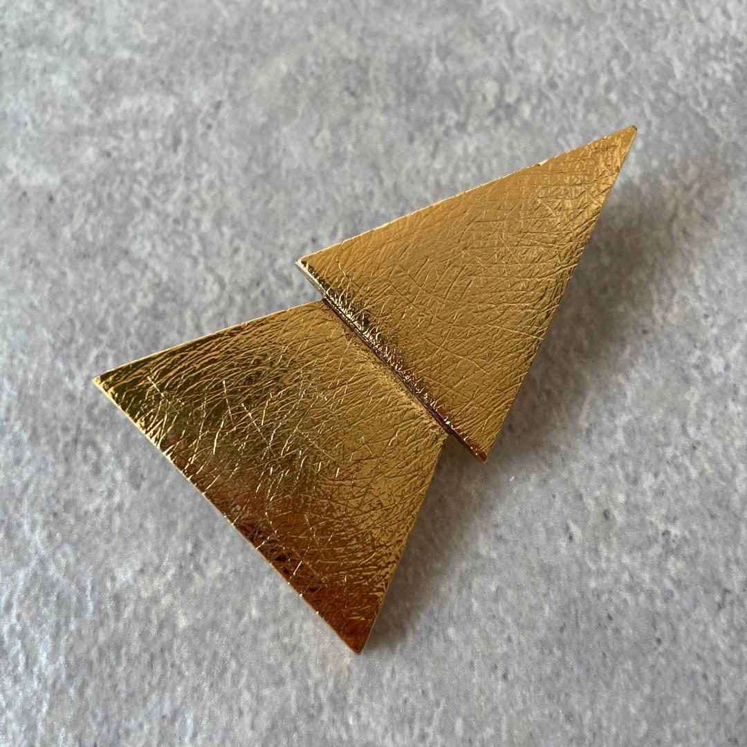 新品同様 YVES SAINT LAURENT イヴ・サンローラン ブローチ イヴ・サンローラン YVES SAINT LAURENT YSLロゴ ラインストーン