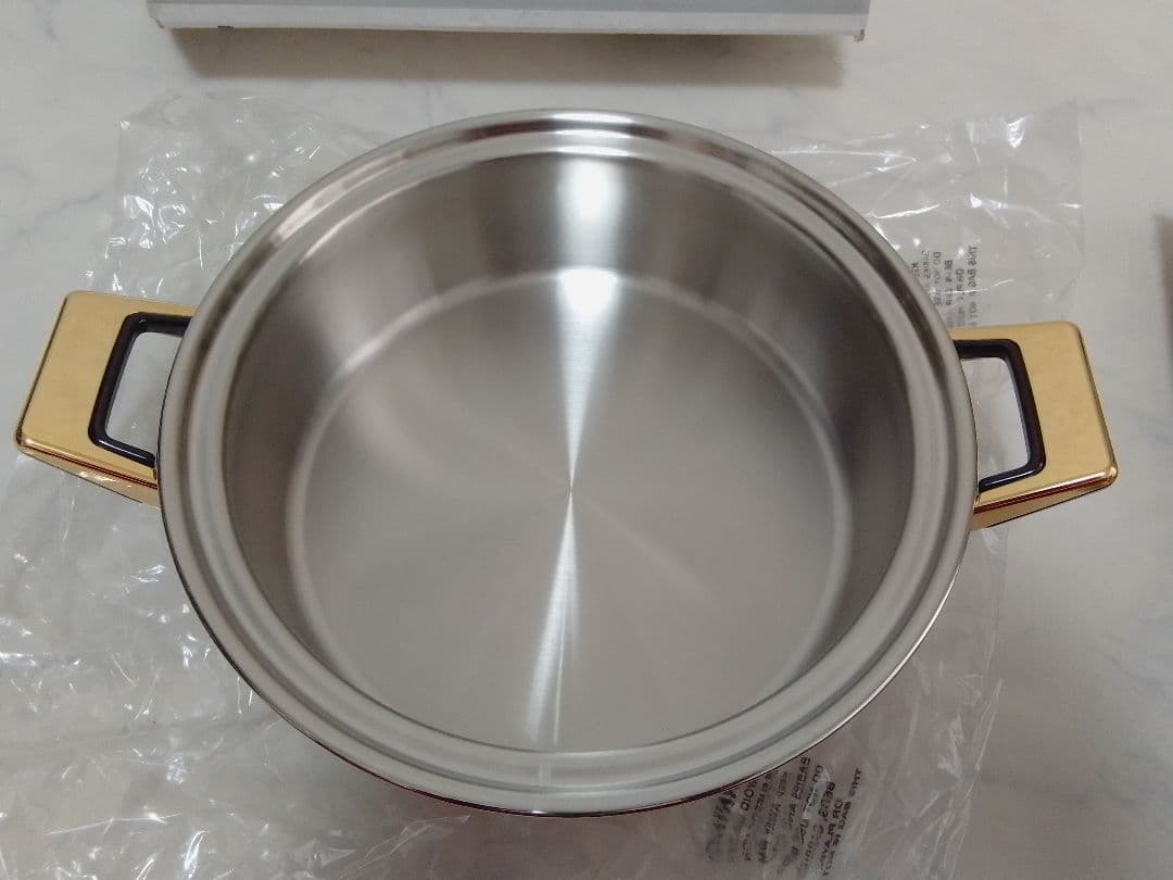 ☆未使用☆ タッパーウェア レインボークッカー 26cm 深鍋 4.7L 両手鍋