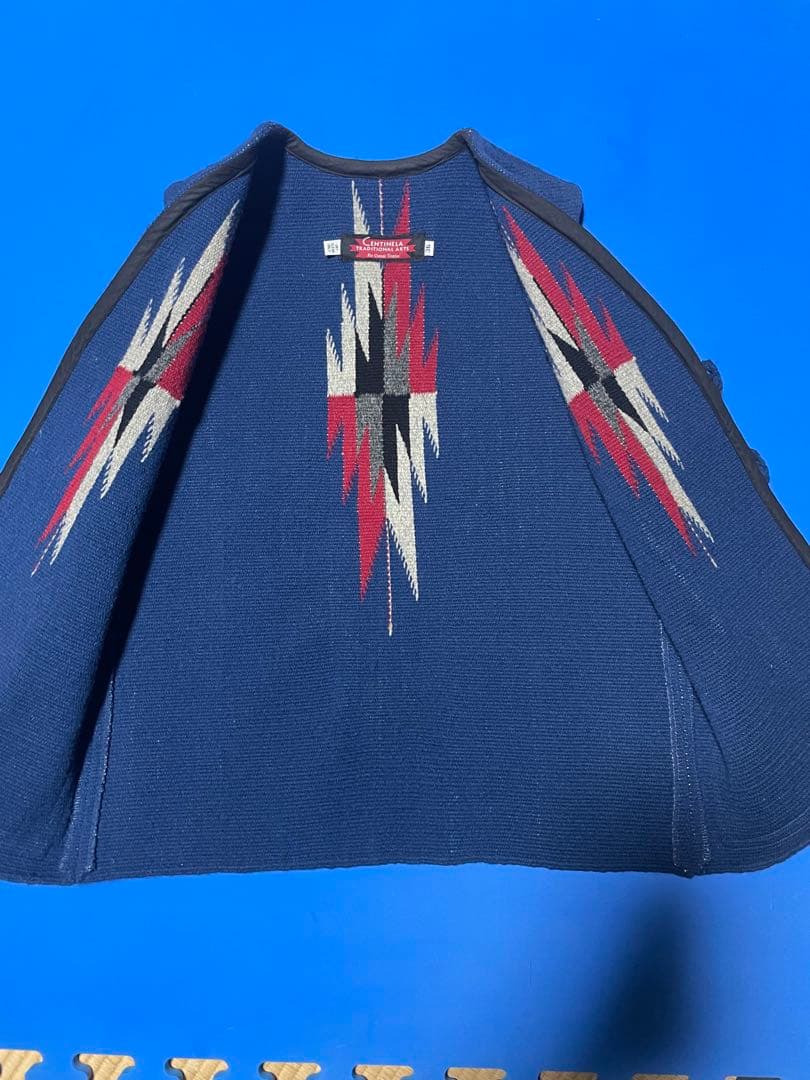 センチネラ CENTINELA チマヨ ベスト 36 - メルカリ