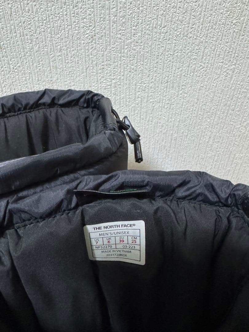 美品 ウォータープルーフ ダウンブーティ ブラック 25.0cm NF52270