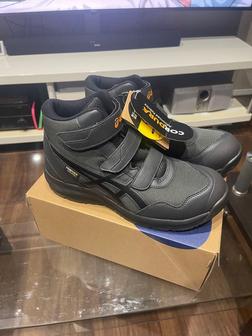 限定色　新品　asics WINJOB CP216 TOUGH 26.5cm