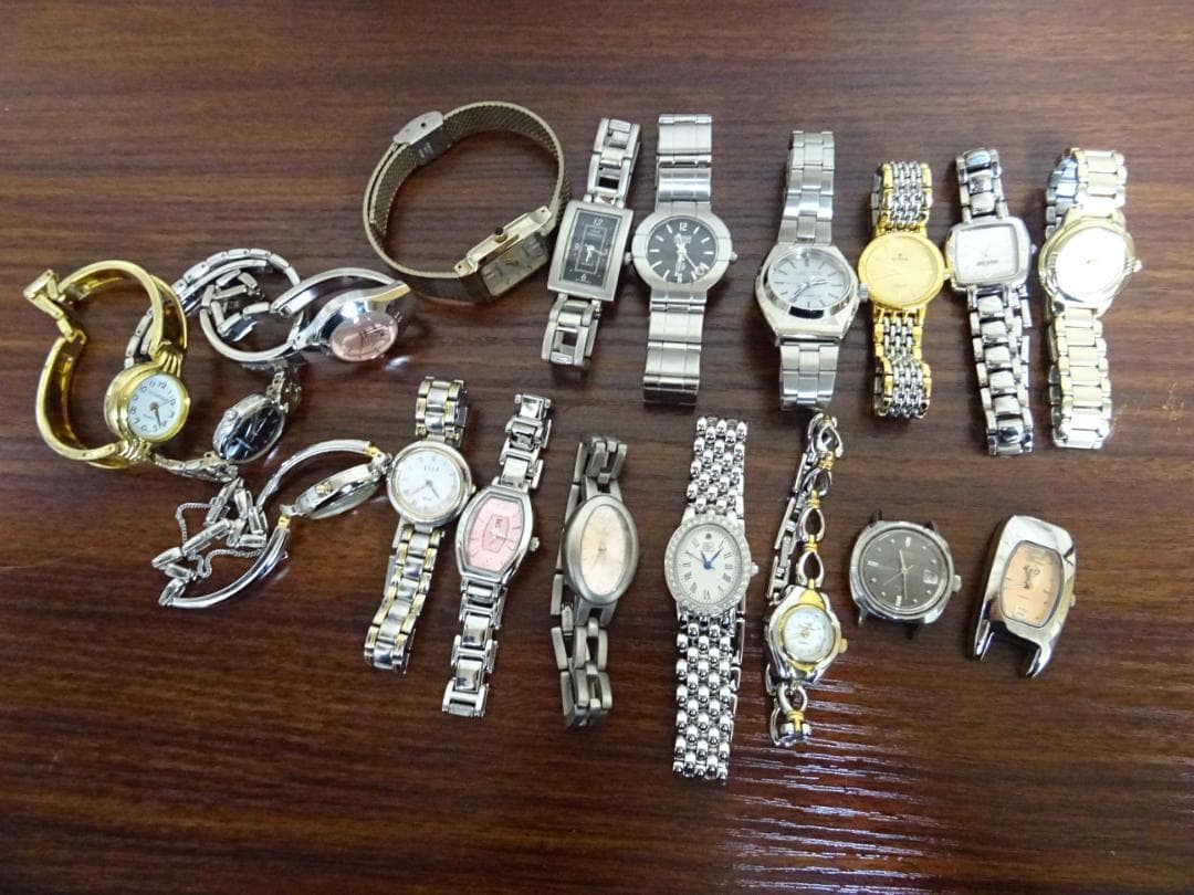T*e様 東033 時計 18点 まとめ売り セイコー シーマ ELLE YSL セイコー セレクション nano・universe ナノ・ユニバース