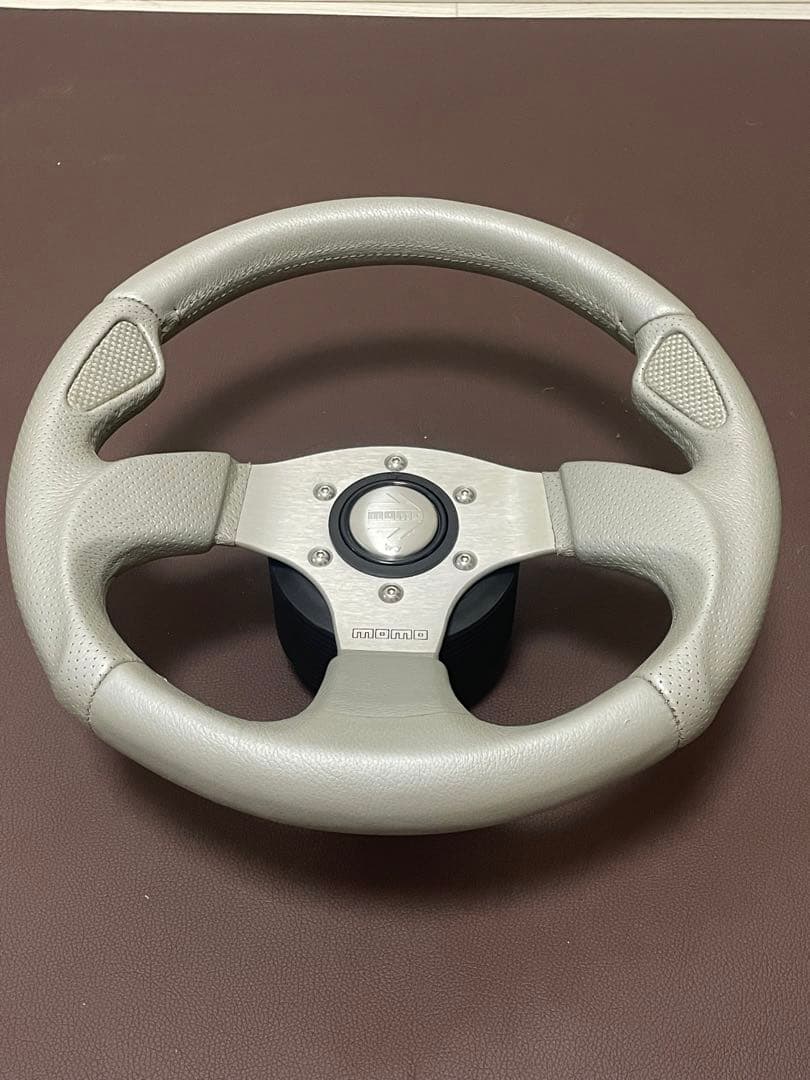 MOMO CORSE ハンドル 32cm TYP D32 MOMO（モモ） ステアリング レース ノト ブラック/ゴールド 350mm〔AL