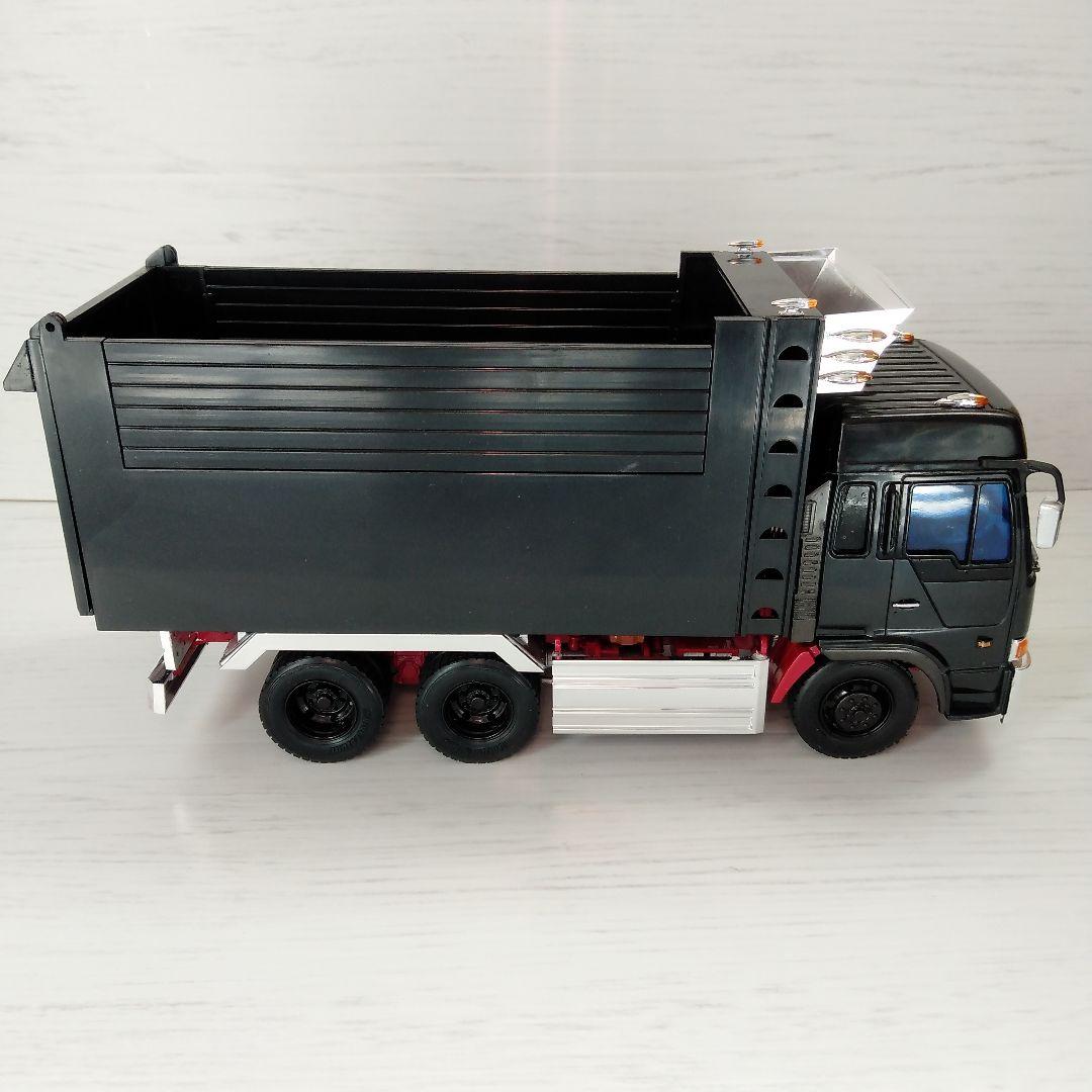 プラモデルデコトラ1/32 深箱ダンプ完成品 - メルカリ