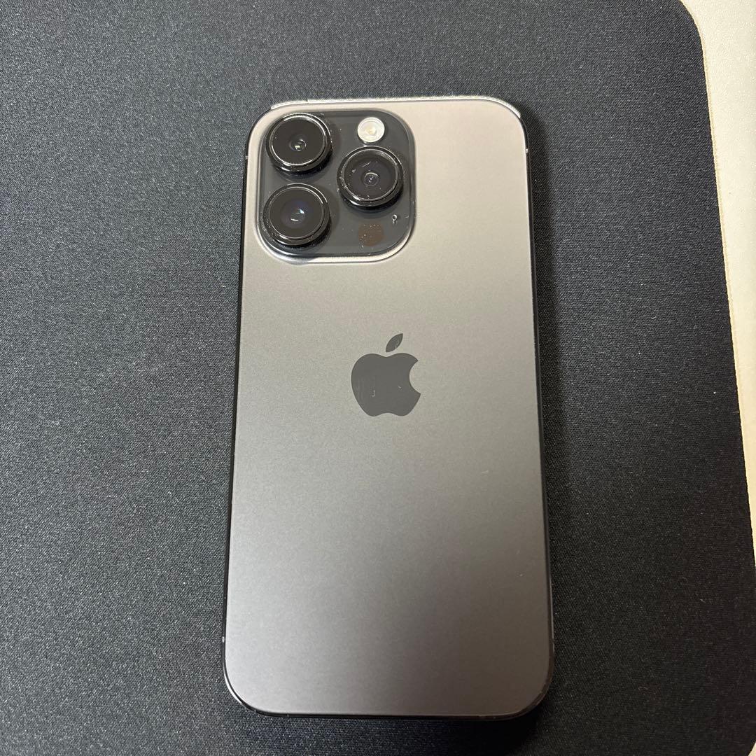 値下げ可能！iPhone 14 Pro 128GB Casetifyケース付き Amazon.com: CASETiFY Mirror iPhone 14 Pro Case [Reflective / 4.9ft