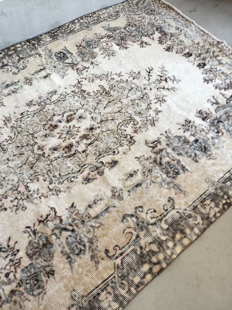 大判/グレー×ベージュのヴィンテージトルコラグ 石田ゆり子さん No.498