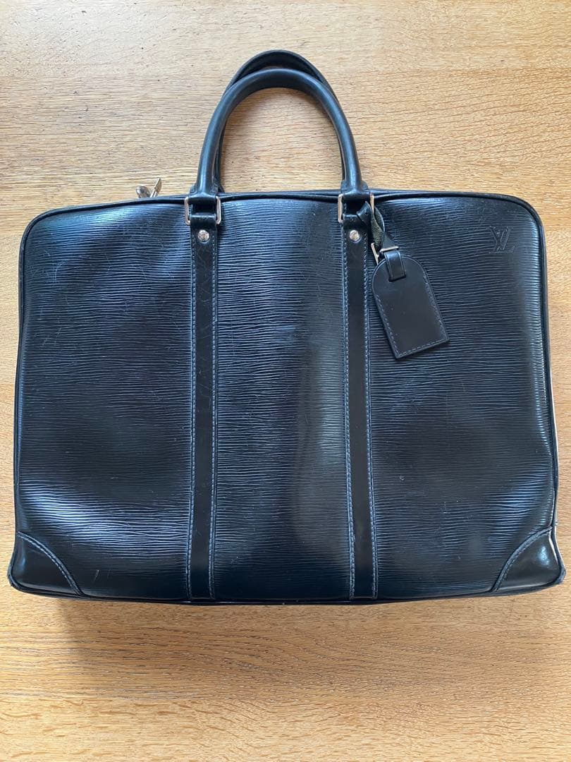 ら*む様 ルイ・ヴィトン エピ ビジネスバッグ ポルト ドキュマン・ヴォワヤージ 楽天市場】【バッグ】LOUIS VUITTON ルイ ヴィトン エピ PDJ ポルト