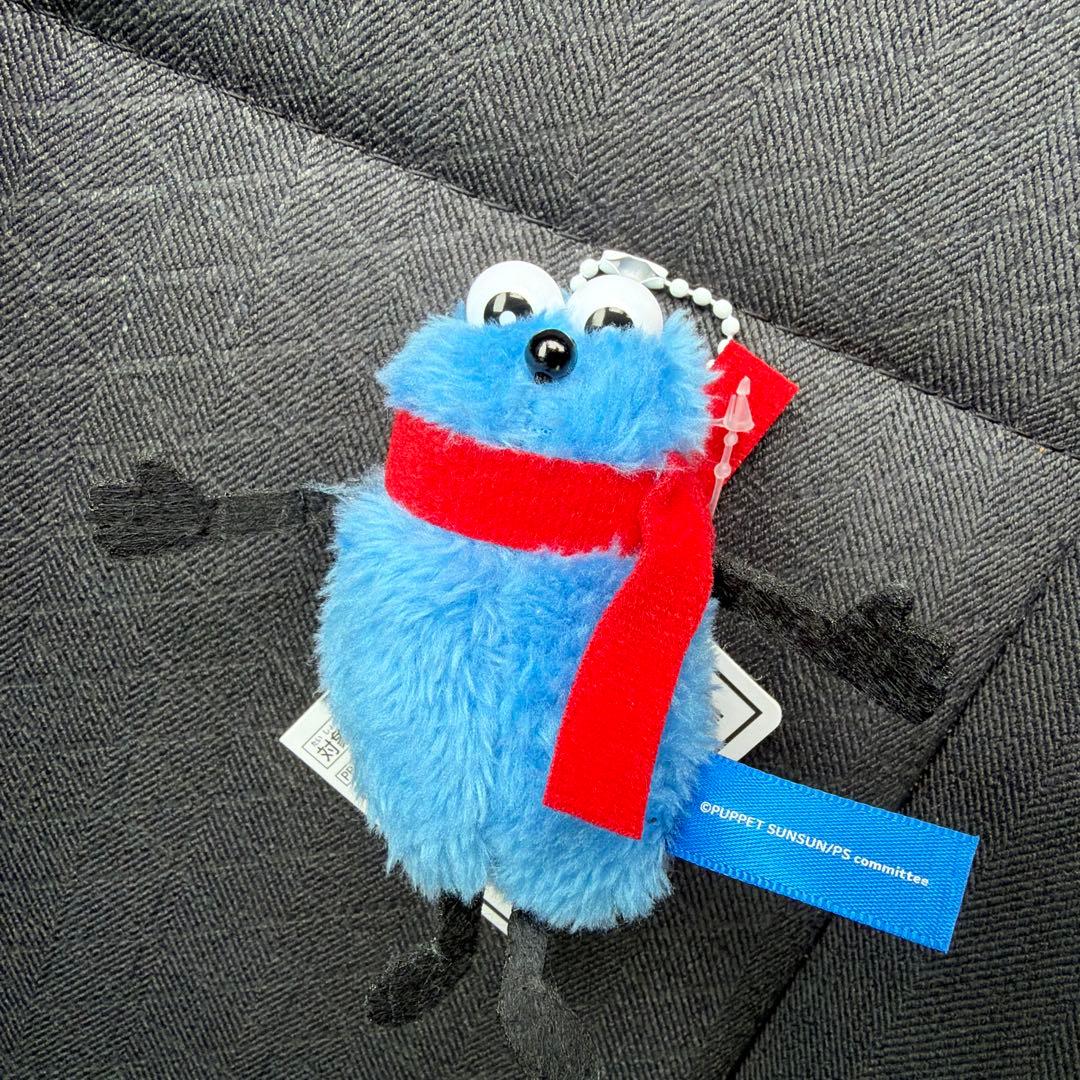 パペットスンスン ぬいぐるみマスコット winter ver. 赤色 - メルカリ