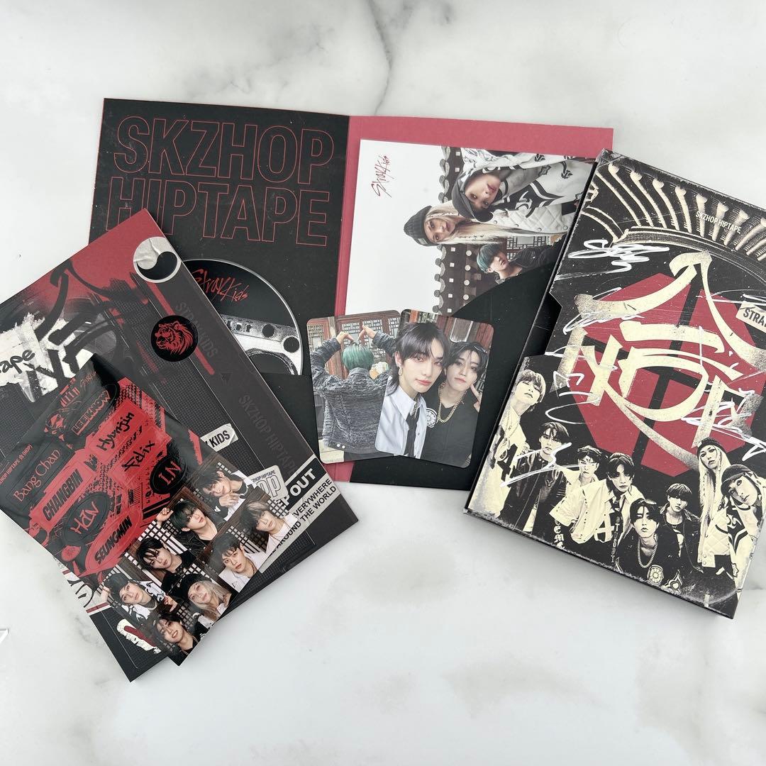 直筆サイン入り】 straykids スキズ アルバム HIPTAPE HOP - メルカリ