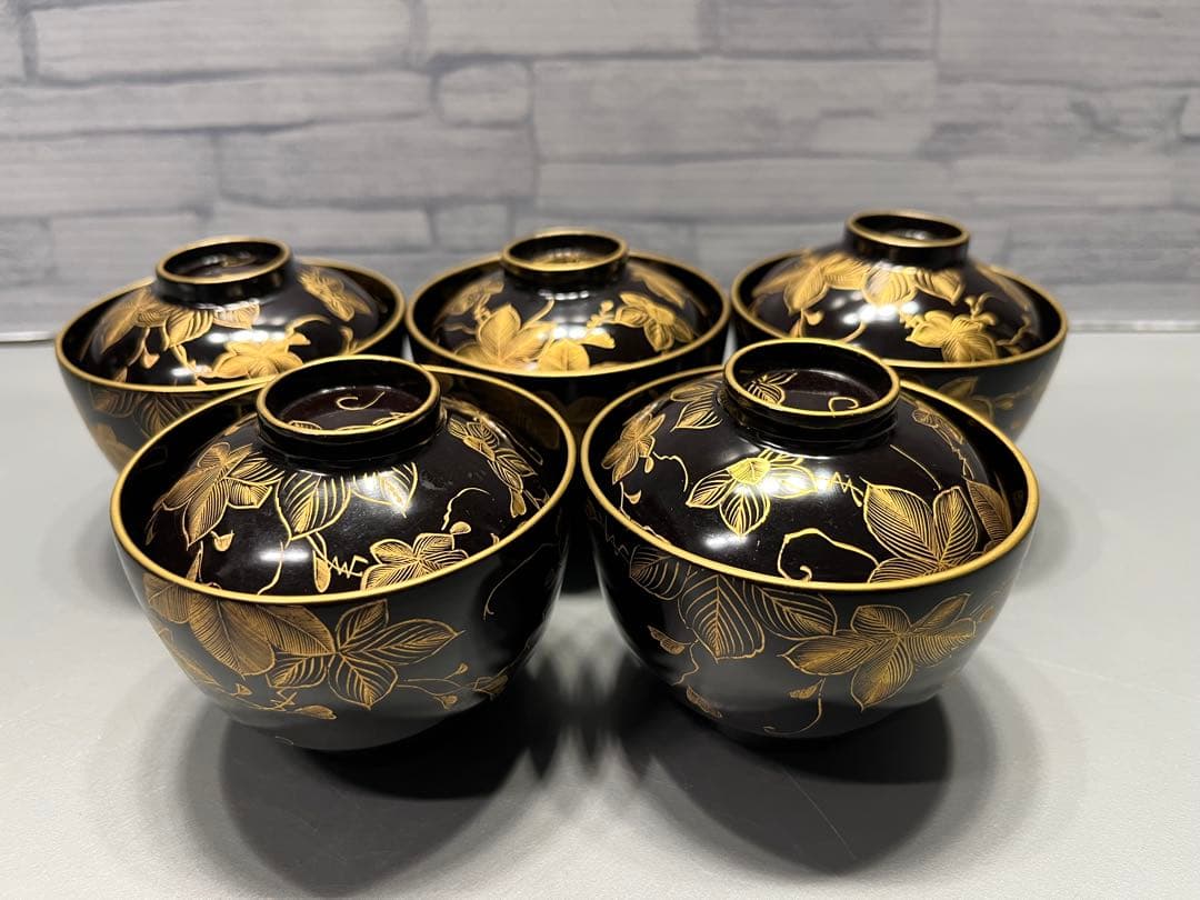 時代　極上　輪島塗　沈金蒔絵　小さな吸物椀　五客　木製 漆器輪島塗 蒔絵金彩細工 沈金木製 蓋付椀 お煮物椀 吸物椀 10 客