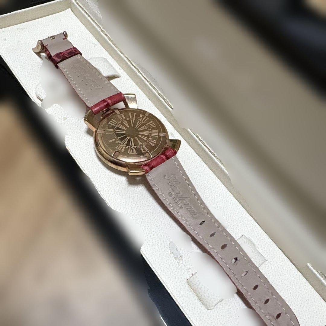 即発送 激安GaGa MILANO アナログ腕時計 赤 - メルカリ