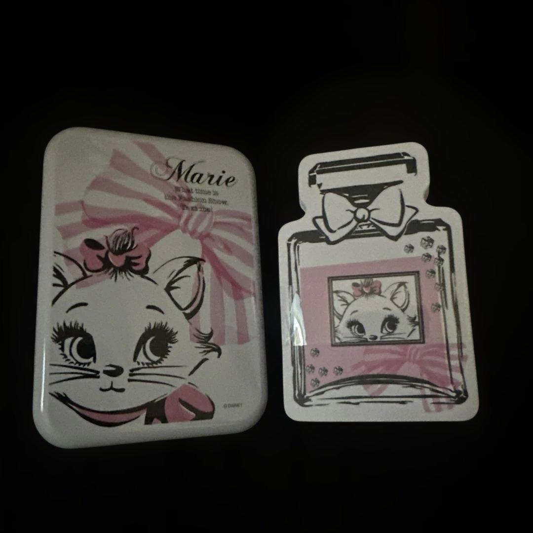 新品未使用　ディズニー　マリー デザイン メタルケース　缶入りメモ セリア、去年紹介できなかった新デザインのミニミニ缶ケース。 | 私も