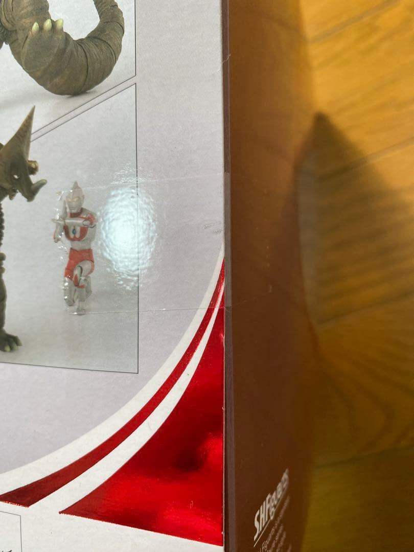 S.H.Figarts ゴモラ　レッドキング　エレキング