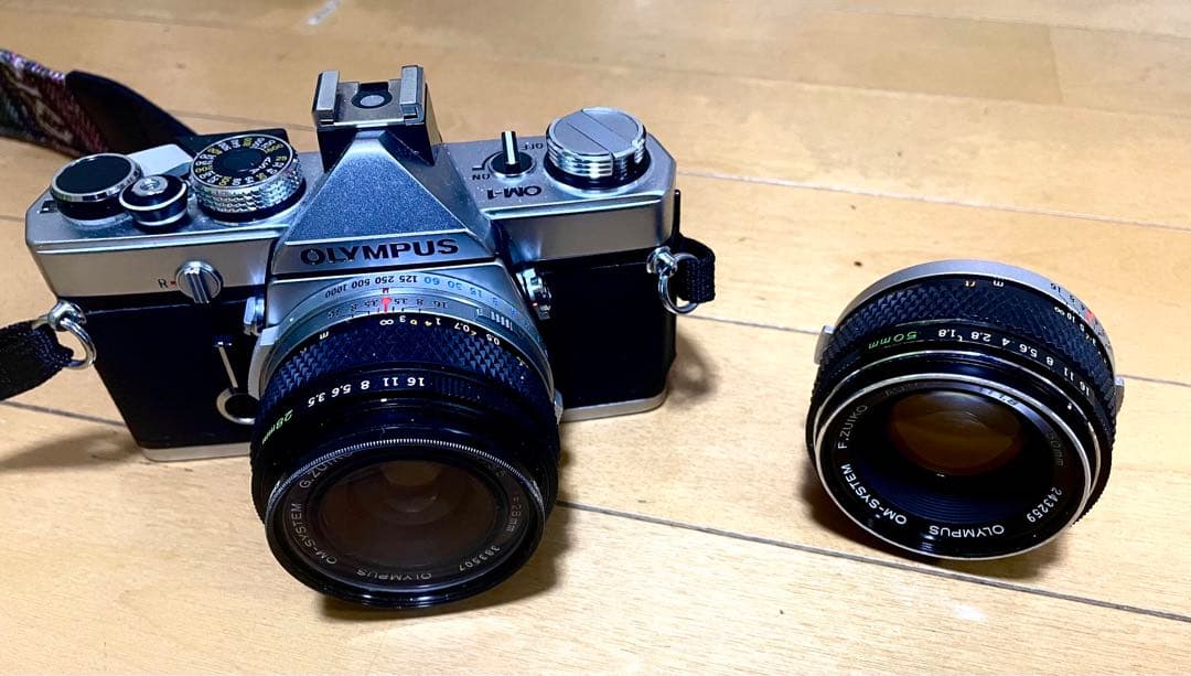 OLYMPUS OM-1 フィルムカメラ 35mm レンズ2本付き OLYMPUS OM-1／可愛さ・精悍さ・思想が同居した名一眼レフサンライズ