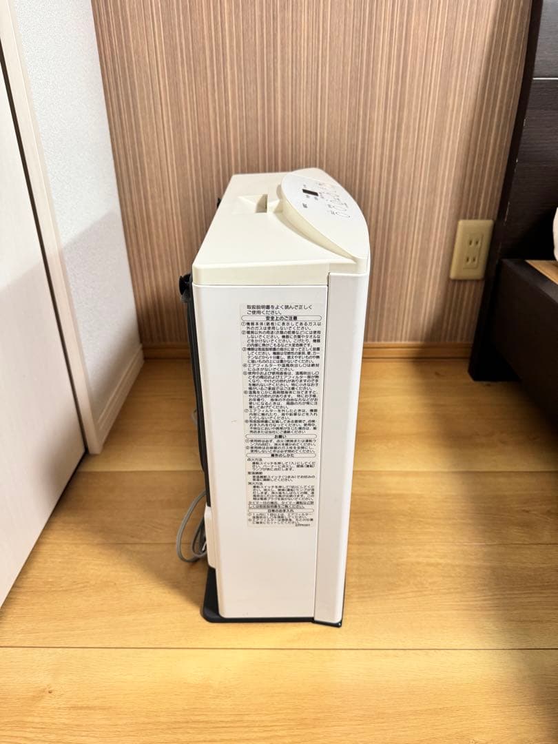 都市ガス ガスファンヒーター GFH-4004S-W5 - メルカリ