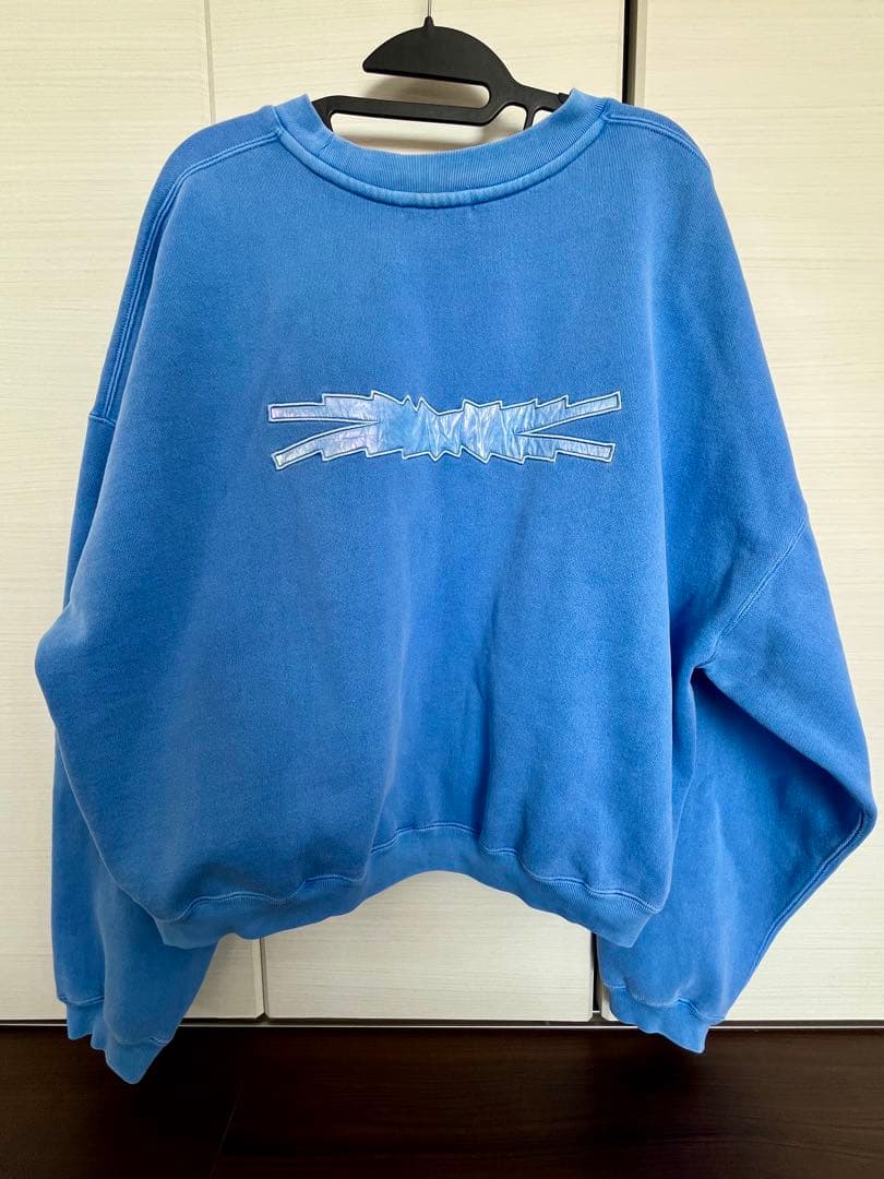 LE SSERAFIM ルセラフィム×ZOZOTOWNのコラボスウェット 青 - メルカリ