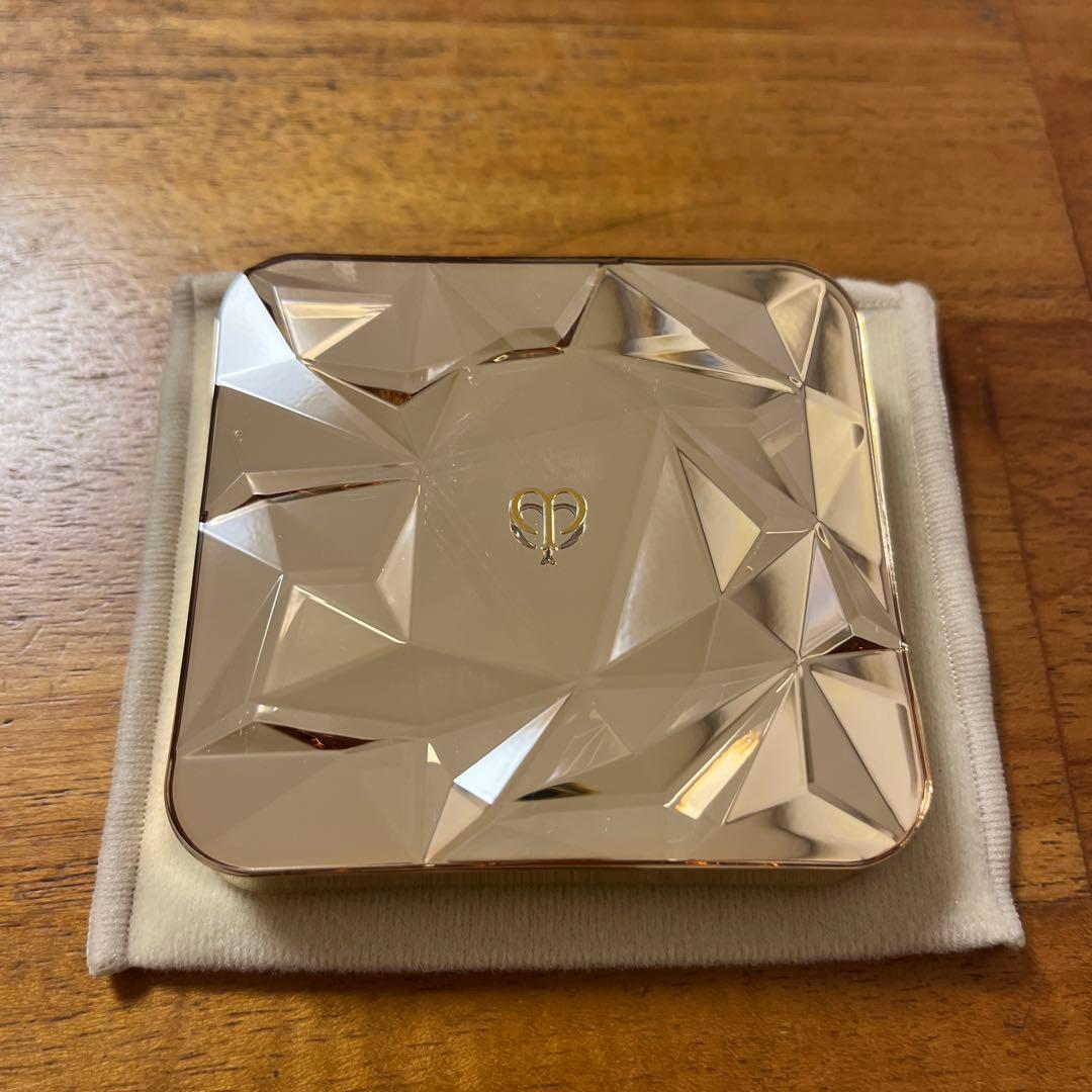 クレ・ド・ポー ボーテ ル・レオスールデクラ21 DaybreakShimmer クレ・ド・ポー ボーテ / ル・レオスールデクラ 21 Daybreak Shimmerの