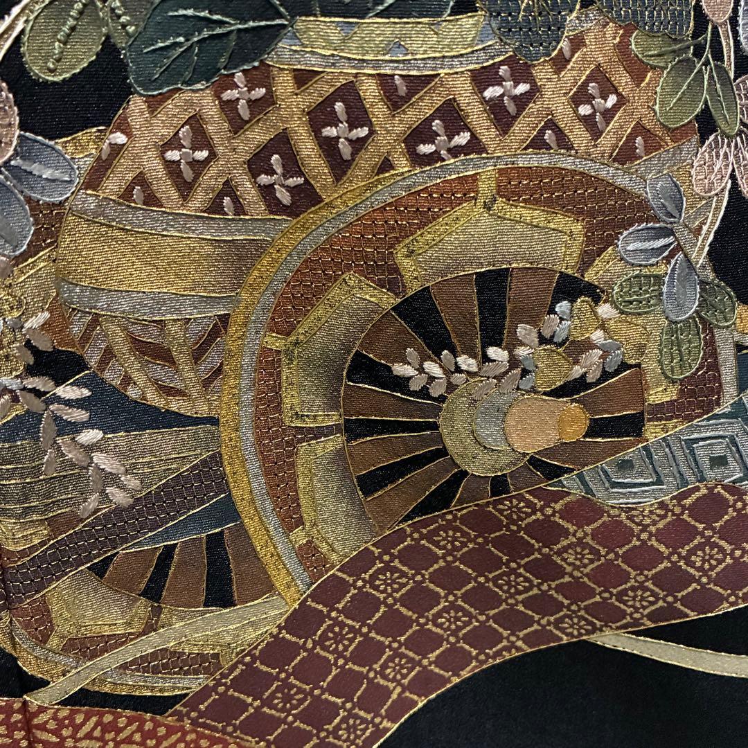 D95 黒留袖 総刺繍 汕頭・蘇州・相良刺繍 やまと誂製 正絹 着物 袷 極