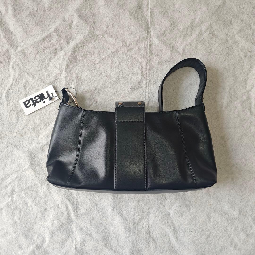 hieta レザー ショルダーバッグ ブラック
