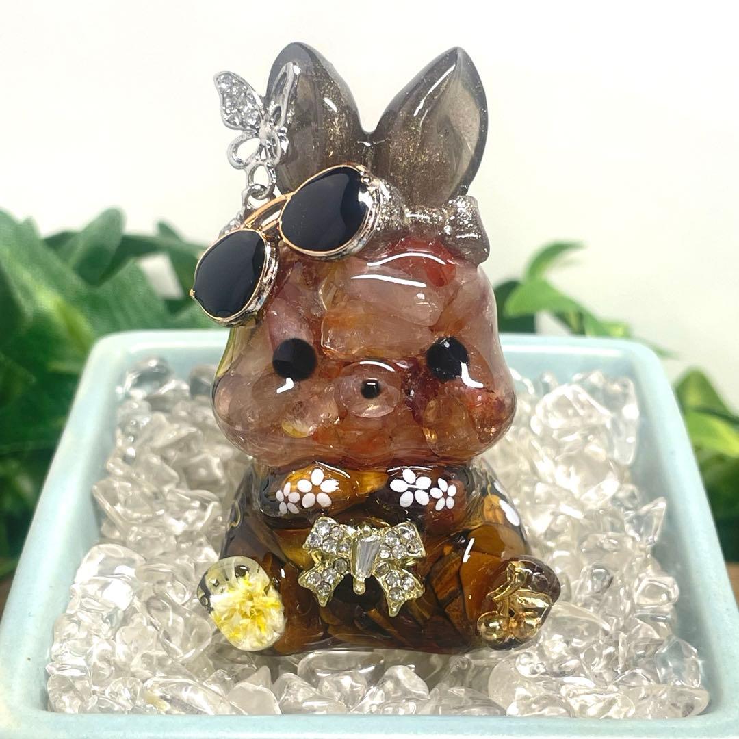 Mー519 オルゴナイト ❣️ ちょい悪うさぎ ❣️ 置物 レジンの通販はau