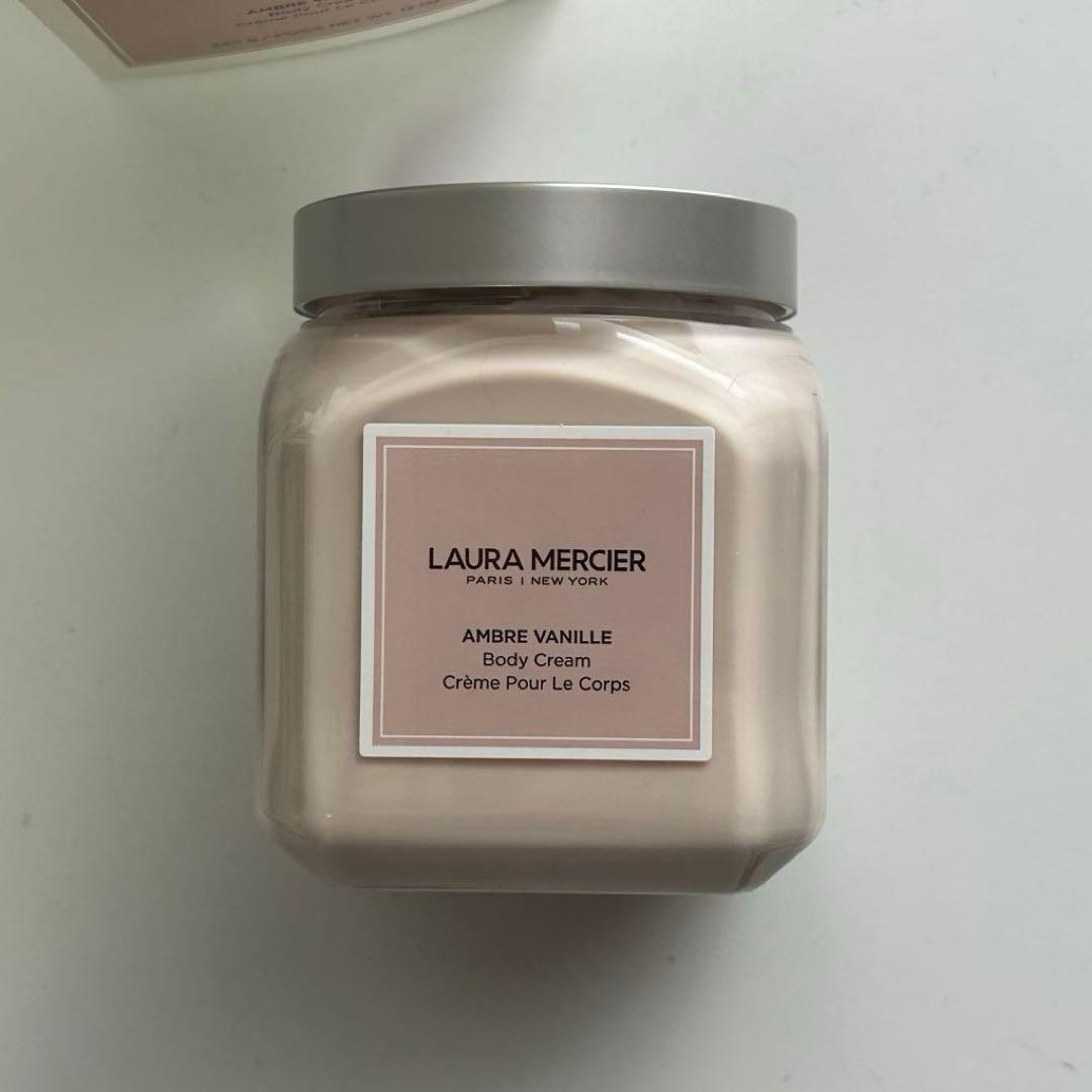 【生産終了】ローラメルシエ アンバーバニラ ボディクリーム 340g 箱付き Amazon | ローラ メルシエ ホイップトボディクリーム アンバーバニラ