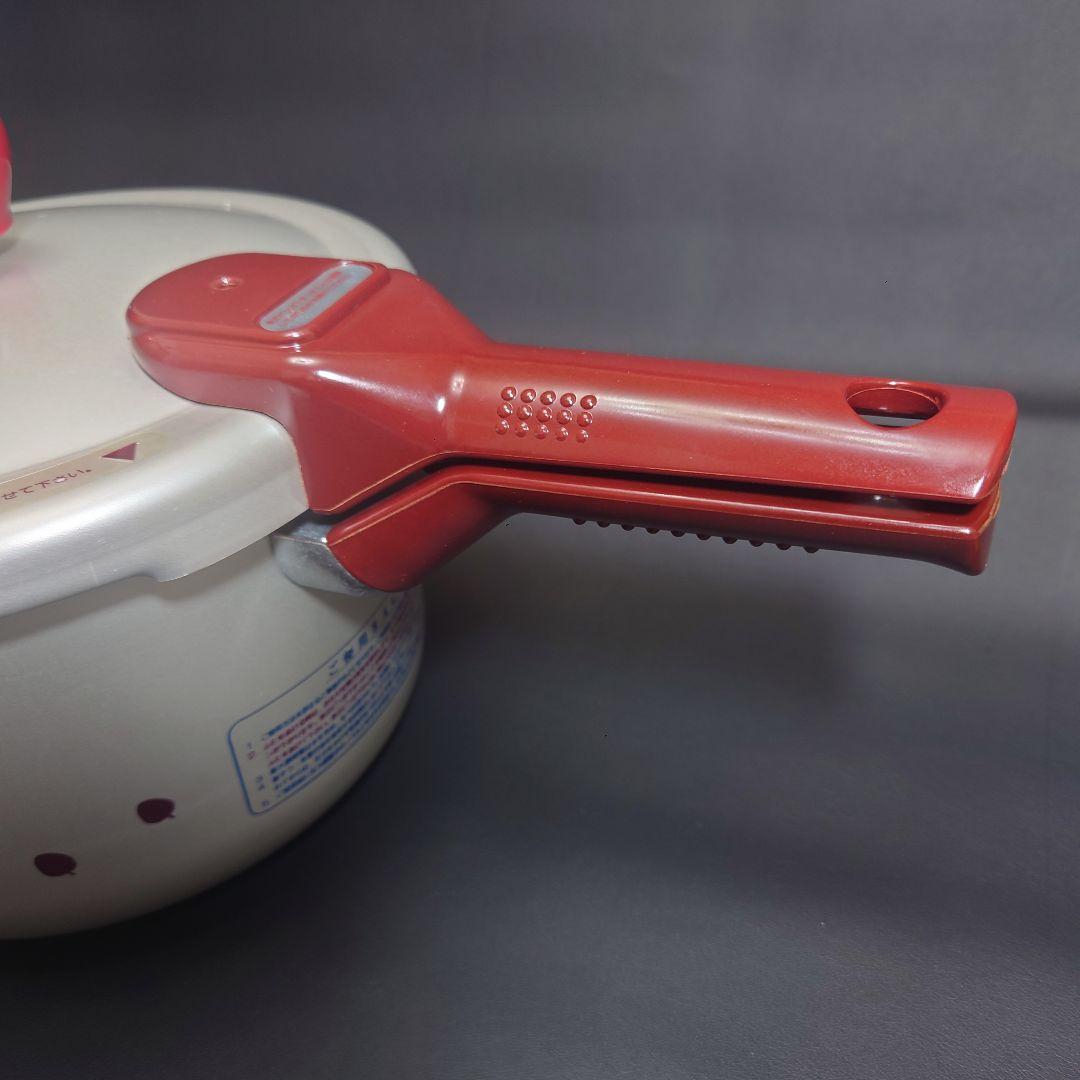 【未使用品】理研 圧力鍋 片手鍋 こなべちゃん 3.0L