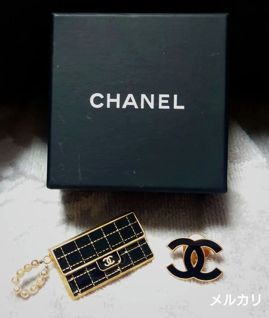 CHANEL　シャネル　ピンブローチ☆２点セット CHANEL シャネル ピンブローチ3点セット マトラッセ リボン ココマーク