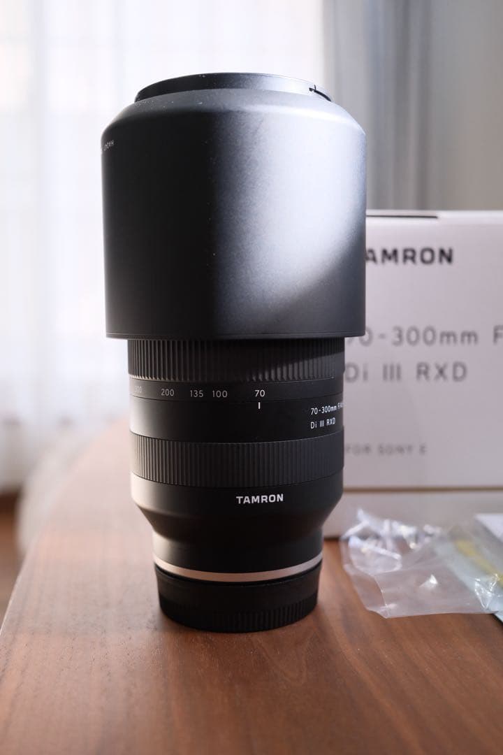 タムロン　70 - 300 mm F4.5-6.3 Di Ⅲ RXD