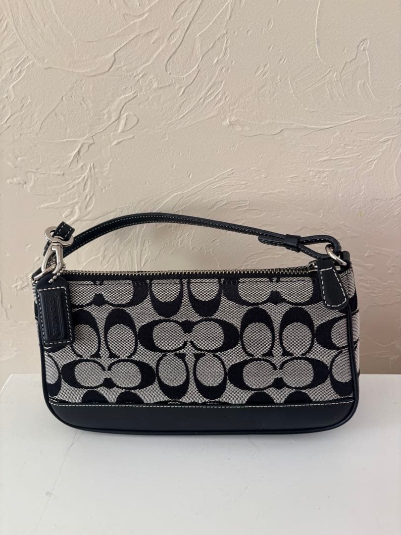 Coach コーチ アクセサリーポーチ グレー系 シグネチャー 楽天市場】コーチ シグネチャー（アクセサリーポーチ｜レディース