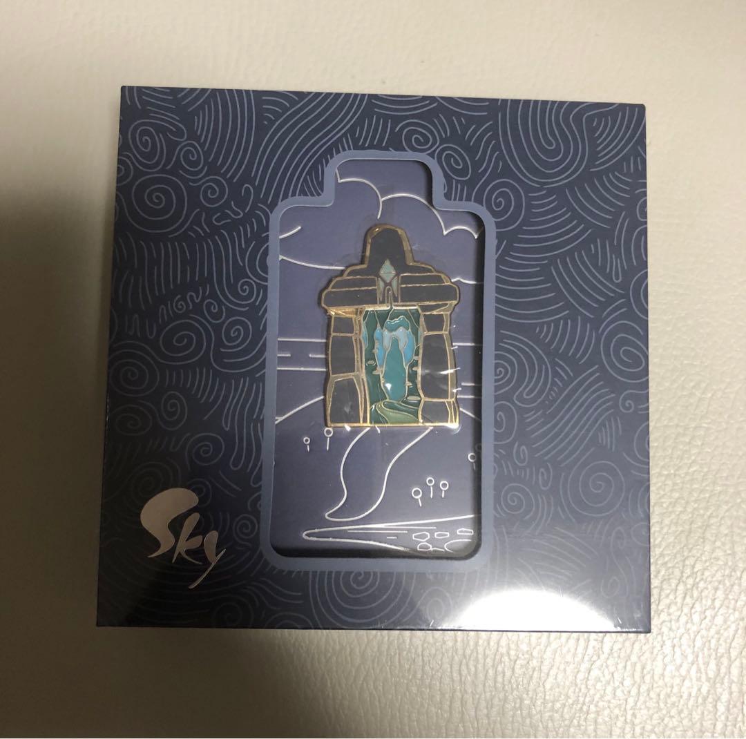 Sky星を紡ぐ子どもたち 雨林の祭壇 ピンバッジ 新品未使用未開封 ピンバッジ 雨林の祭壇 – thatskyshop JP