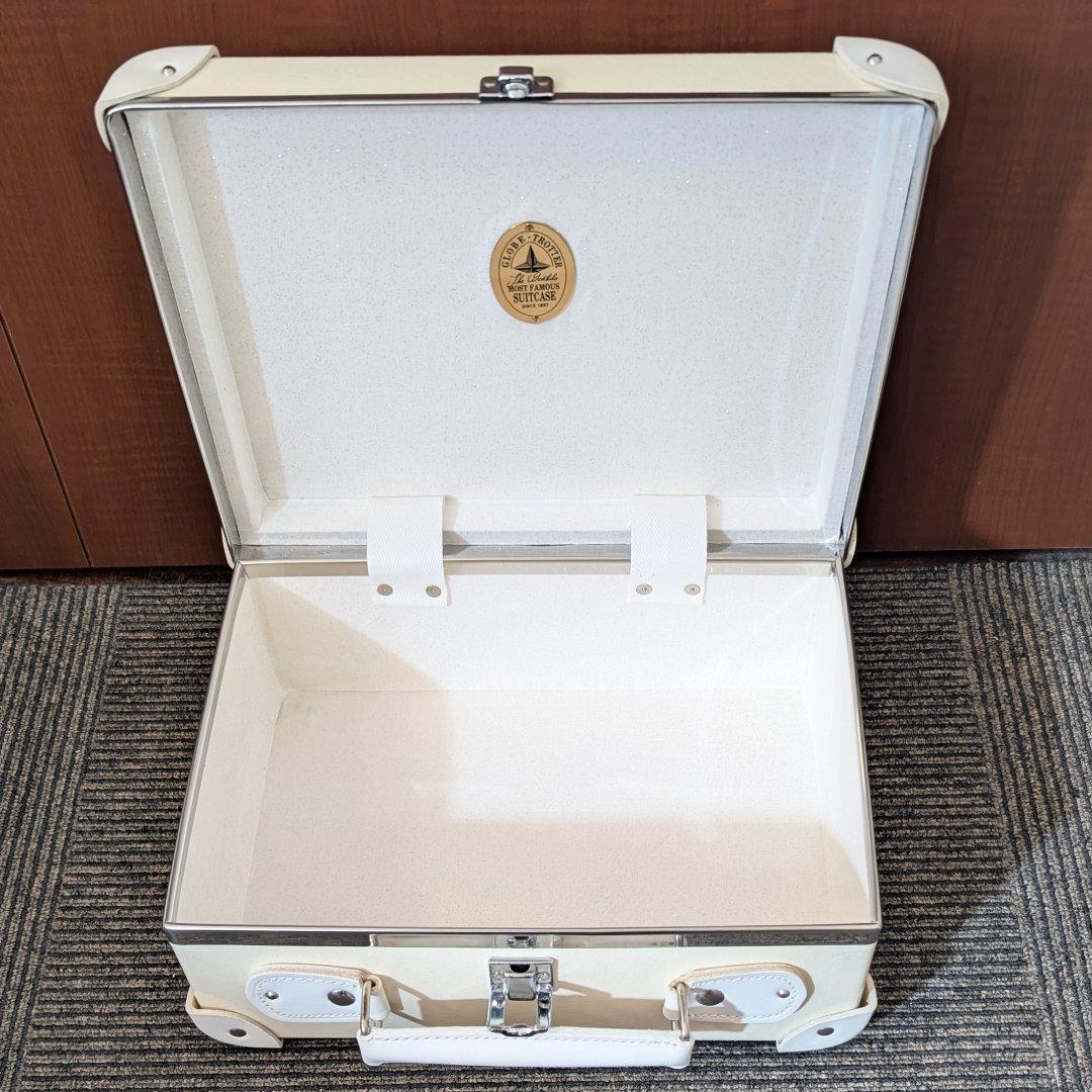 未使用☆保証書付グローブトロッター『ホワイトスター』限定品