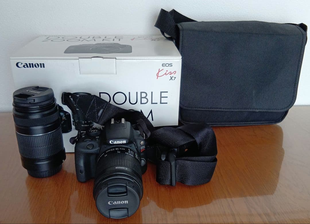 美品CanonEOSkissX7ダブルズームキットdiagnlニンジャストラップ Canon - CanonEOSkissX7ダブルズームキット diagnlニンジャストラップ