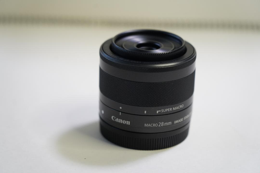 Canon EF-M 28mm f/3.5 Macro IS STM レンズ カメラレンズ EF-M28mm F3.5 マクロ IS STM ブラック [キヤノンEF-M