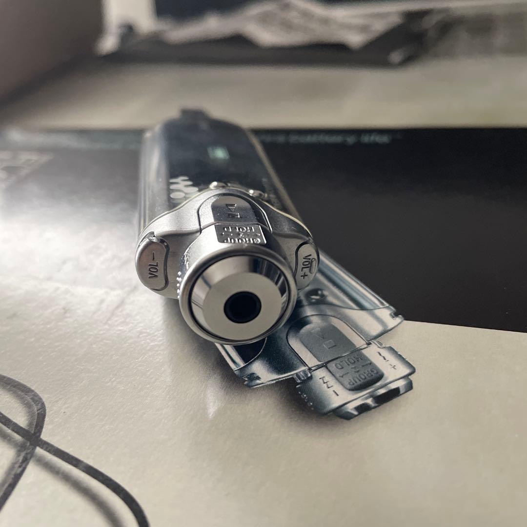 SONYウォークマンNW-E405香水瓶 - メルカリ