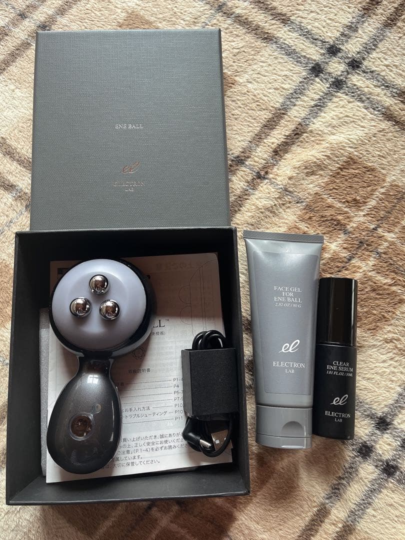 ENE BALL 美顔器 セット 本日6月9日より新発売！RF電子美顔器『エネボール™』で超実感