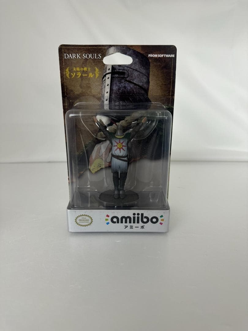 amiibo　太陽の戦士ソラール　アミーボ　ダークソウル Amazon.co.jp: amiibo 太陽の戦士 ソラール (DARK SOULS) : ゲーム
