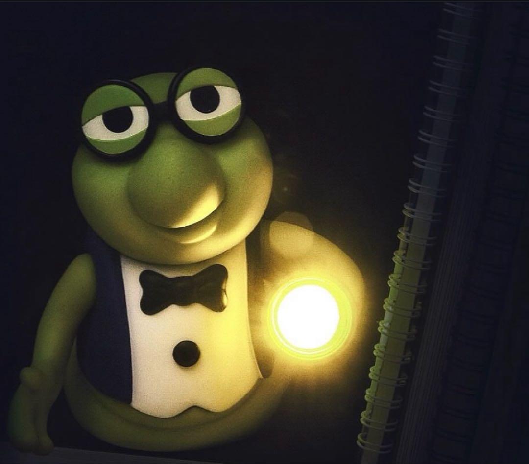 実物大】トイストーリー ブックワーム 激レア - メルカリ