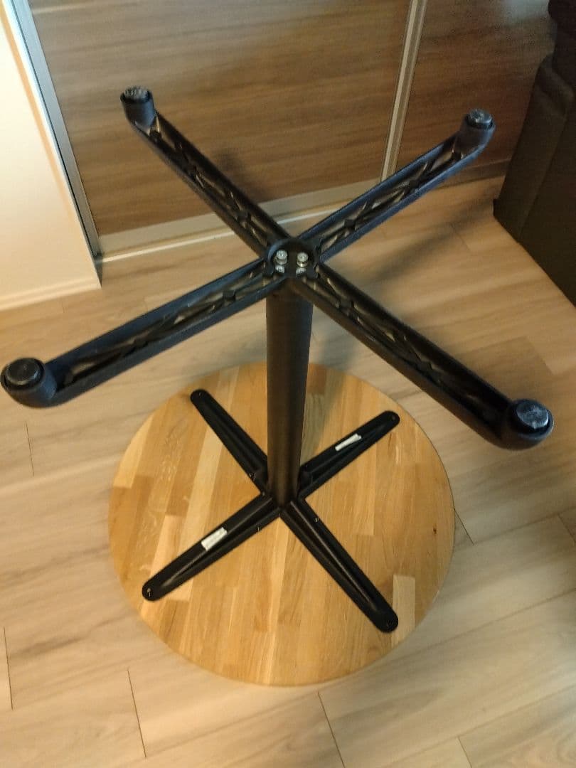 IKEA STENSELE 丸テーブル ※手渡しのみ