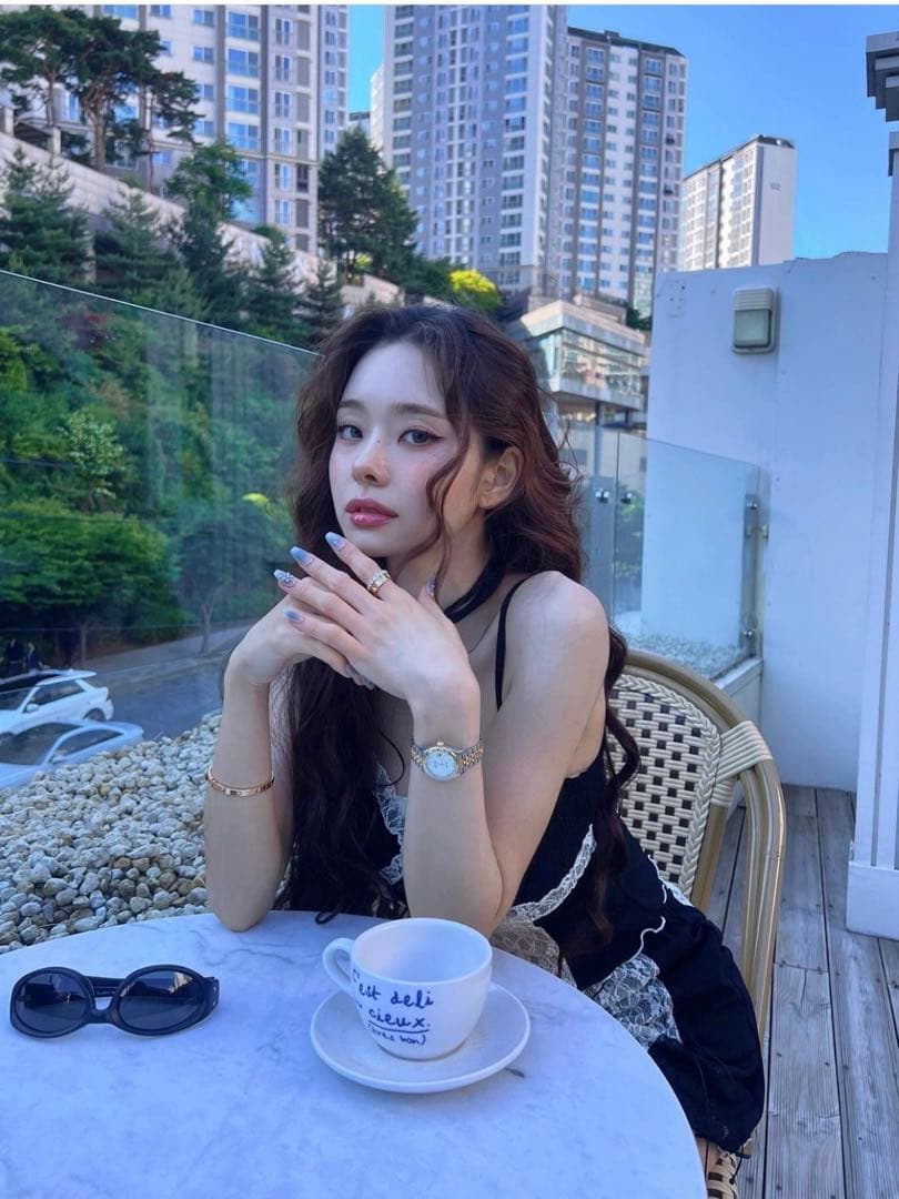 ジアちゃん着用 ♡セクシー可愛い黒白レースキャミソールミニスカート