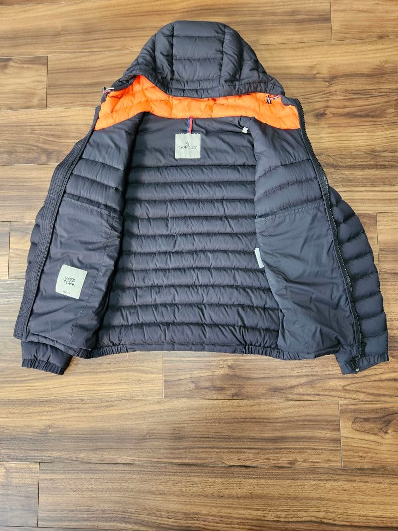 MONCLER DREUX GIUBBOTTO フーディロゴダウンジャケット - メルカリ