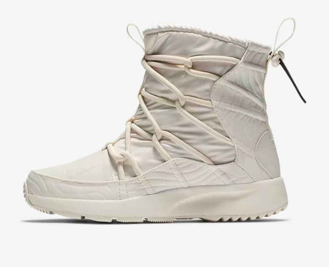 朔太郎⭐︎値下げ！！！ナイキ タンジュン ハイライズ　24.0cm